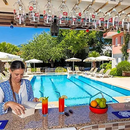 Safak Oasis *